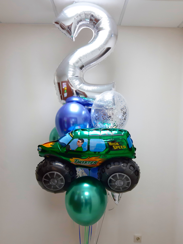 Букет большой с цифрой ,машинкой и шариками