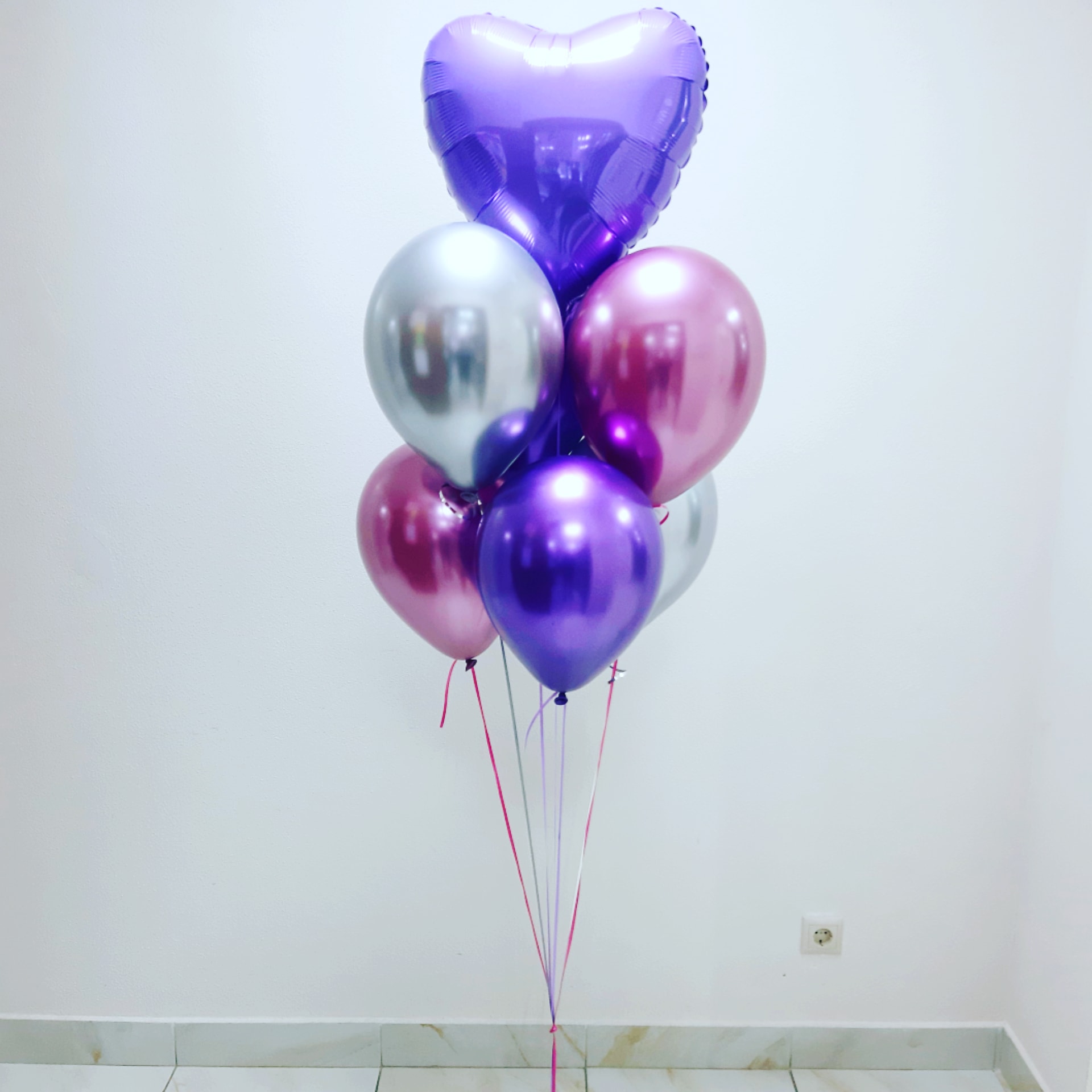 Букет с хром шарами