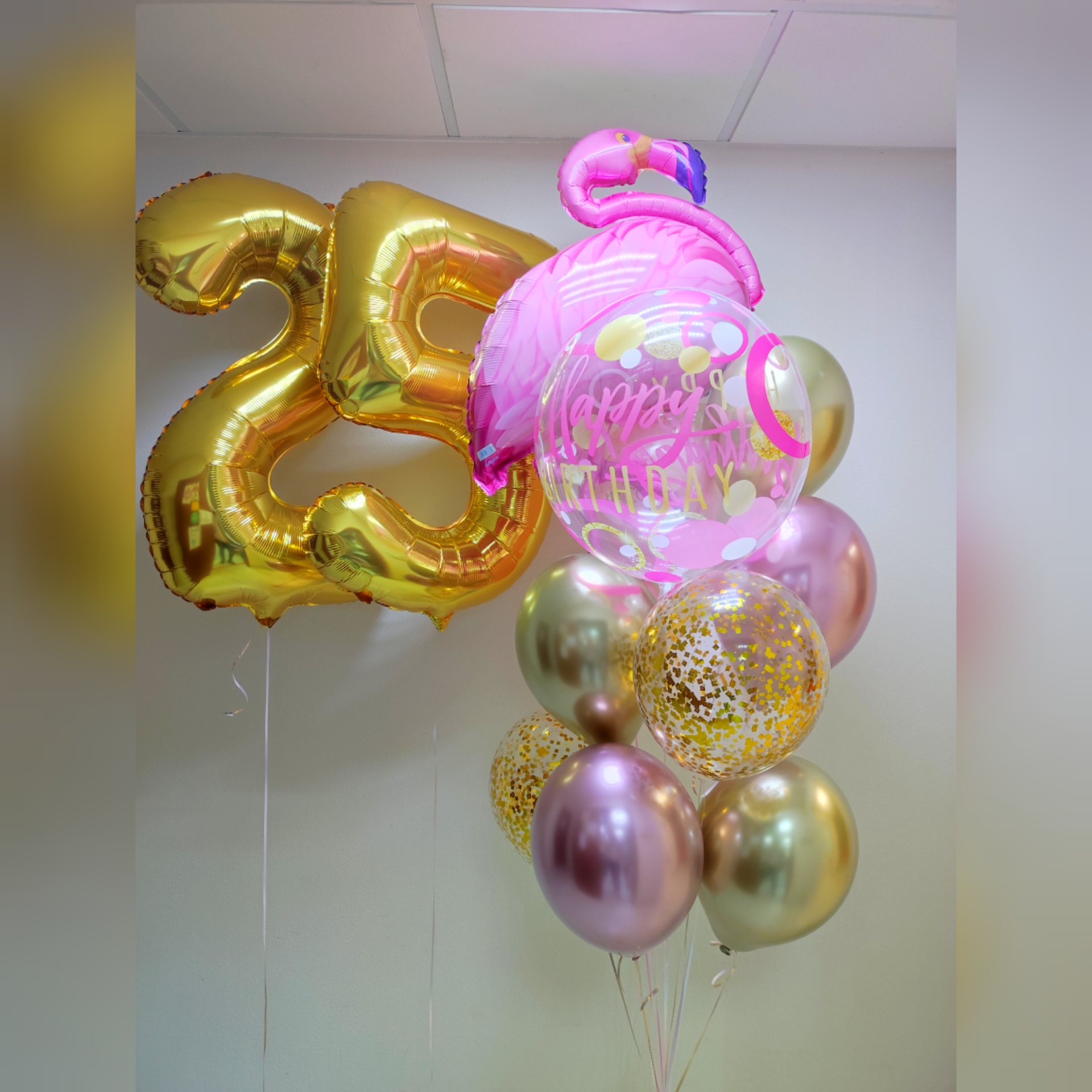 Букет с фламинго и цифры