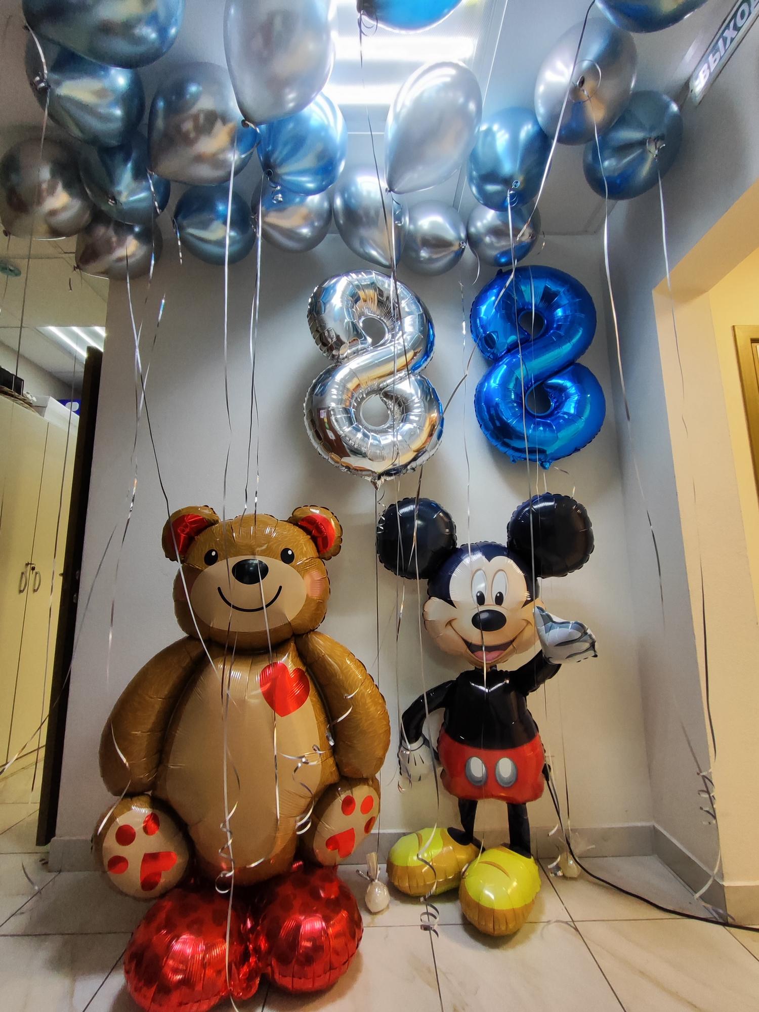 Шары ходячие большие и 20 штук под потолок