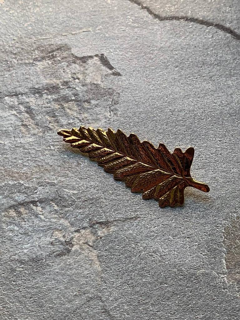 Винтажная брошь «Лист»