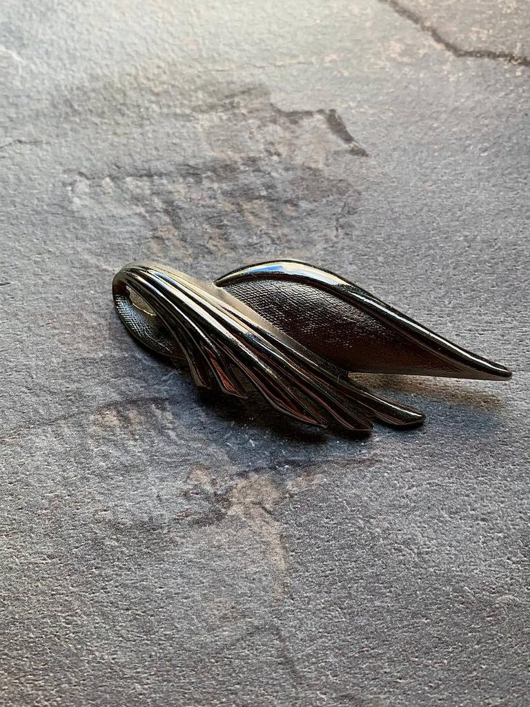 Винтажная брошь «Крылышко»