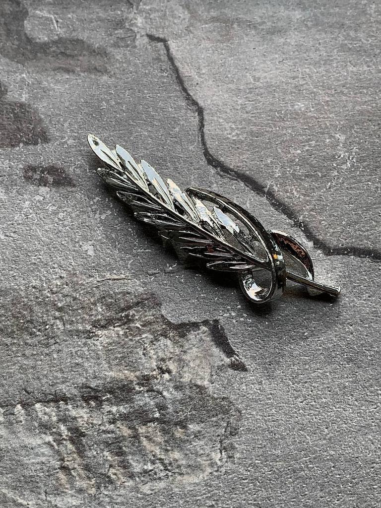Винтажная брошь «Пёрышко»