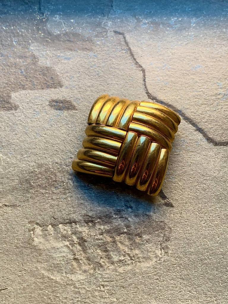 Винтажная брошь «Feelings»