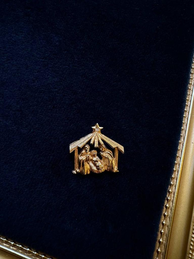 Винтажная брошь «Рождество»