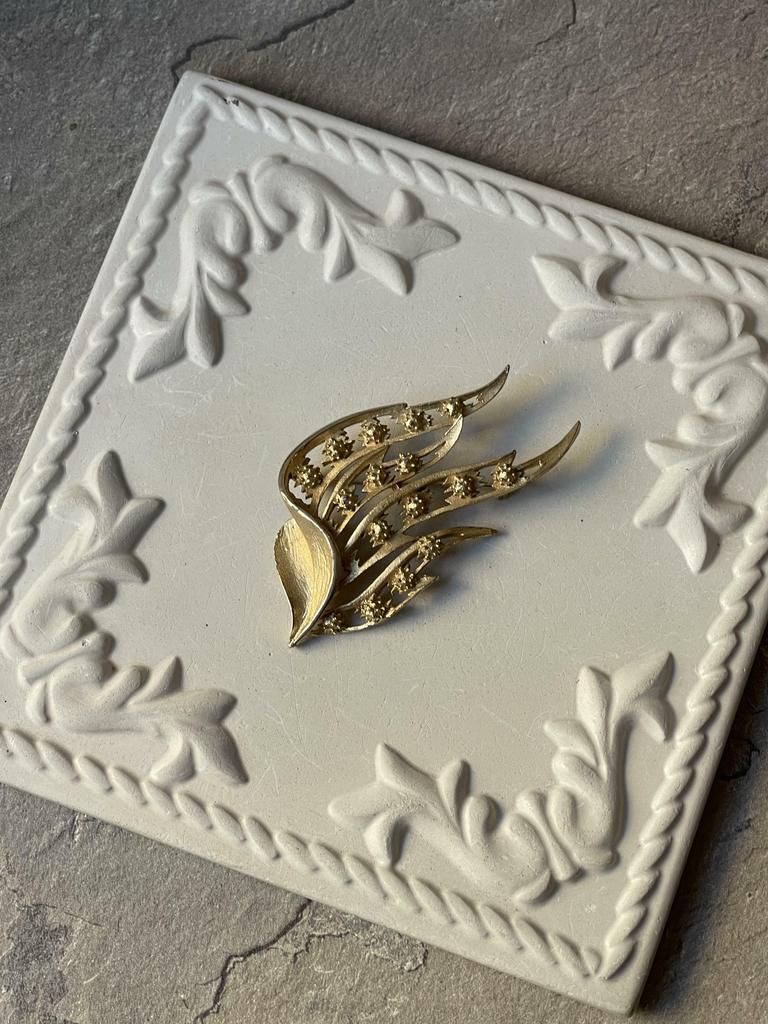 Винтажная брошь «Порыв»