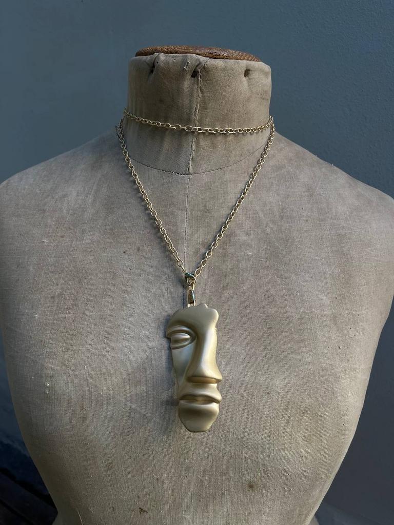 Подвеска и брошь «Личико» (2 в 1)