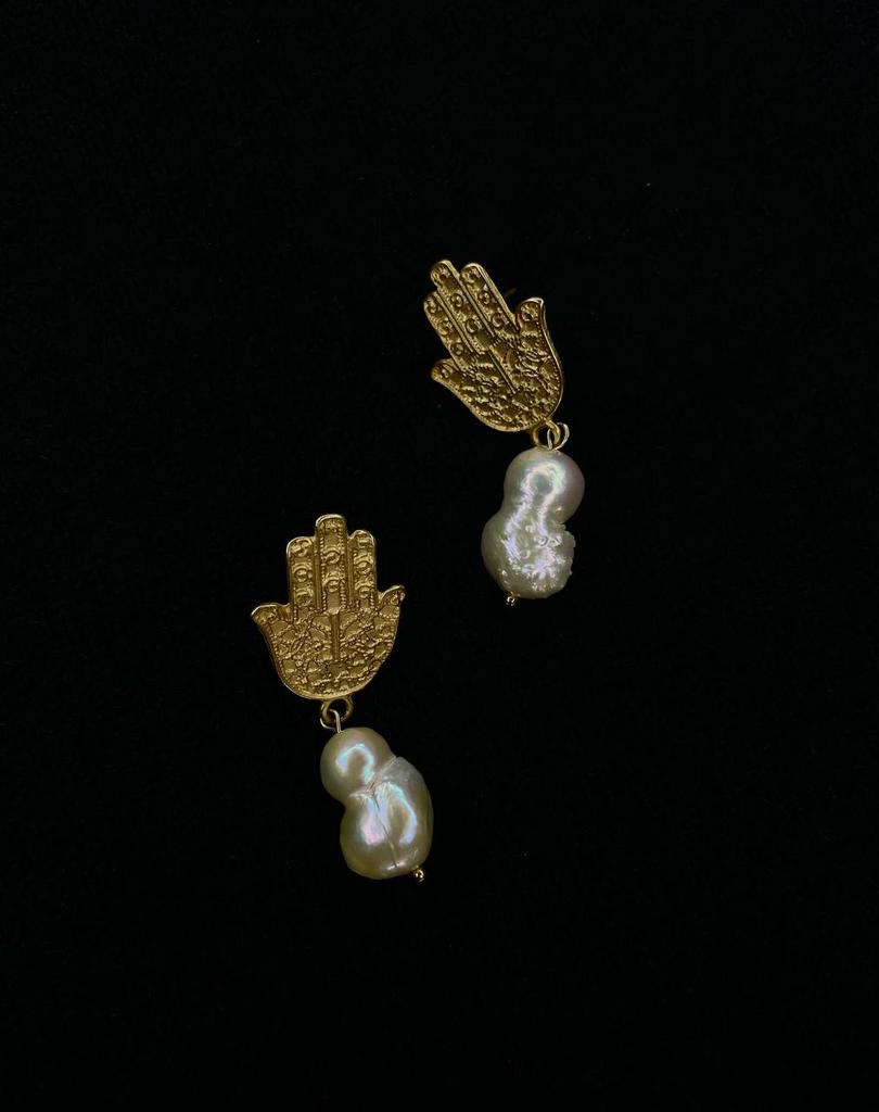 Серьги «Хамса» с натуральным жемчугом