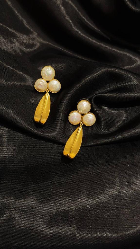 Серьги «Инобытие» с натуральным жемчугом