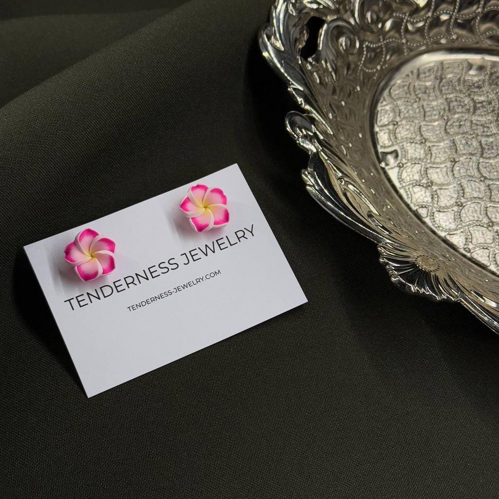 Серьги «Нежный лепесток»