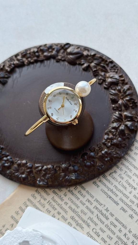 Часы «TimePulse»