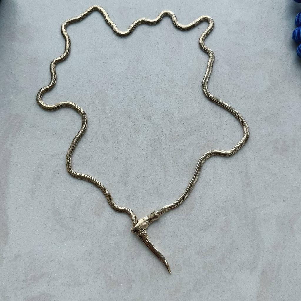 Колье "Покровы слияния" в золотом оттенке