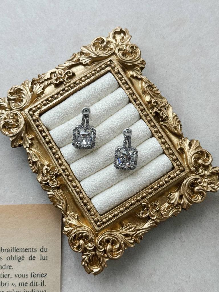 Серьги "Отблески инея"