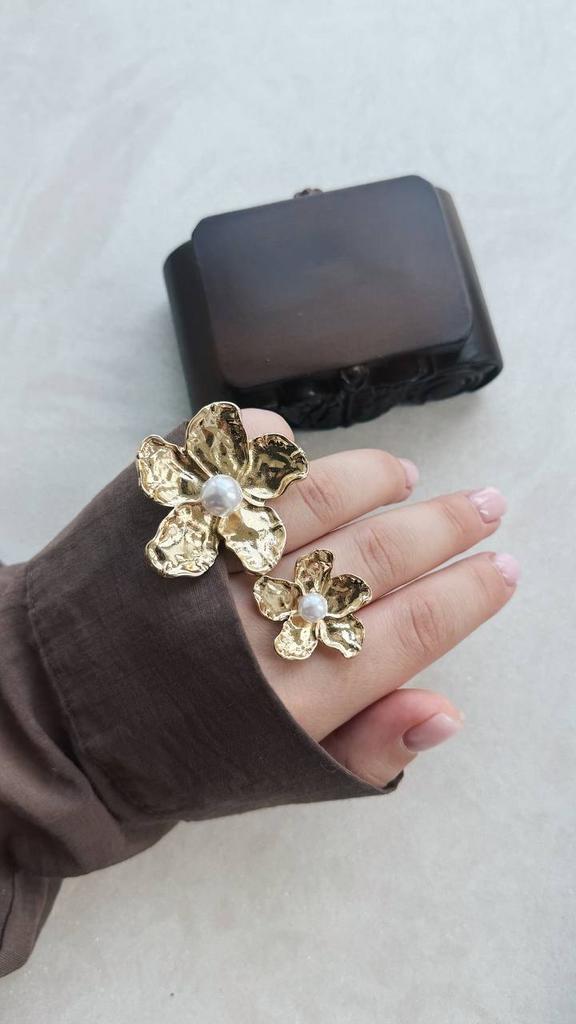 Кольцо "Грейс" в золотом оттенке