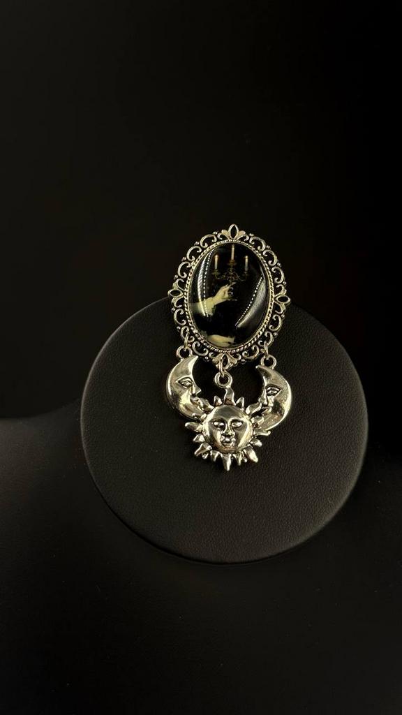 Брошь «Ночная тайна»