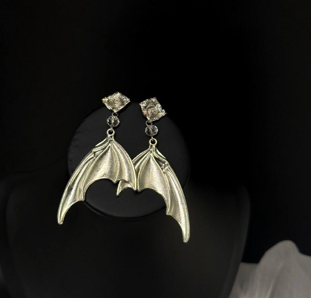 Серьги «Крылья» в серебряном оттенке