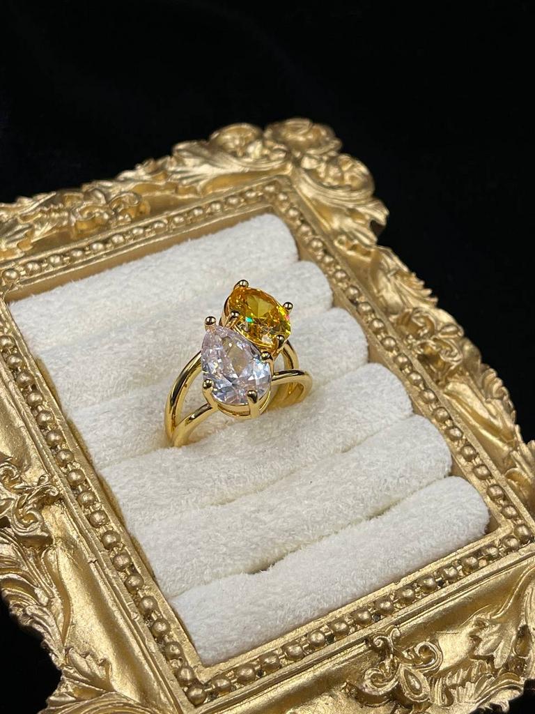 Кольцо «2 кристалла»