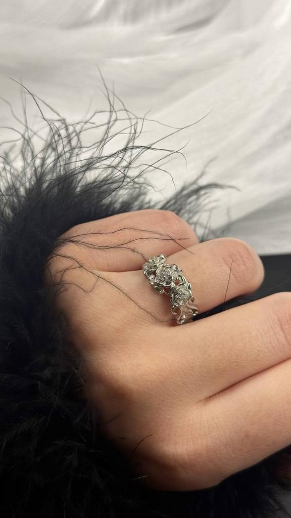 Кольцо «Сад серебристых роз, регулируемое»