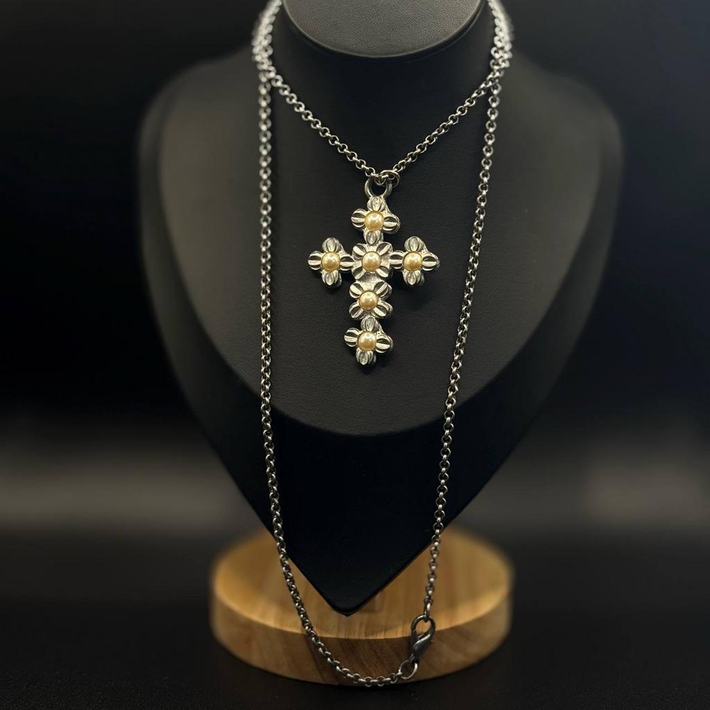 Винтажный кулон-крест «Терапия внутреннего мира»