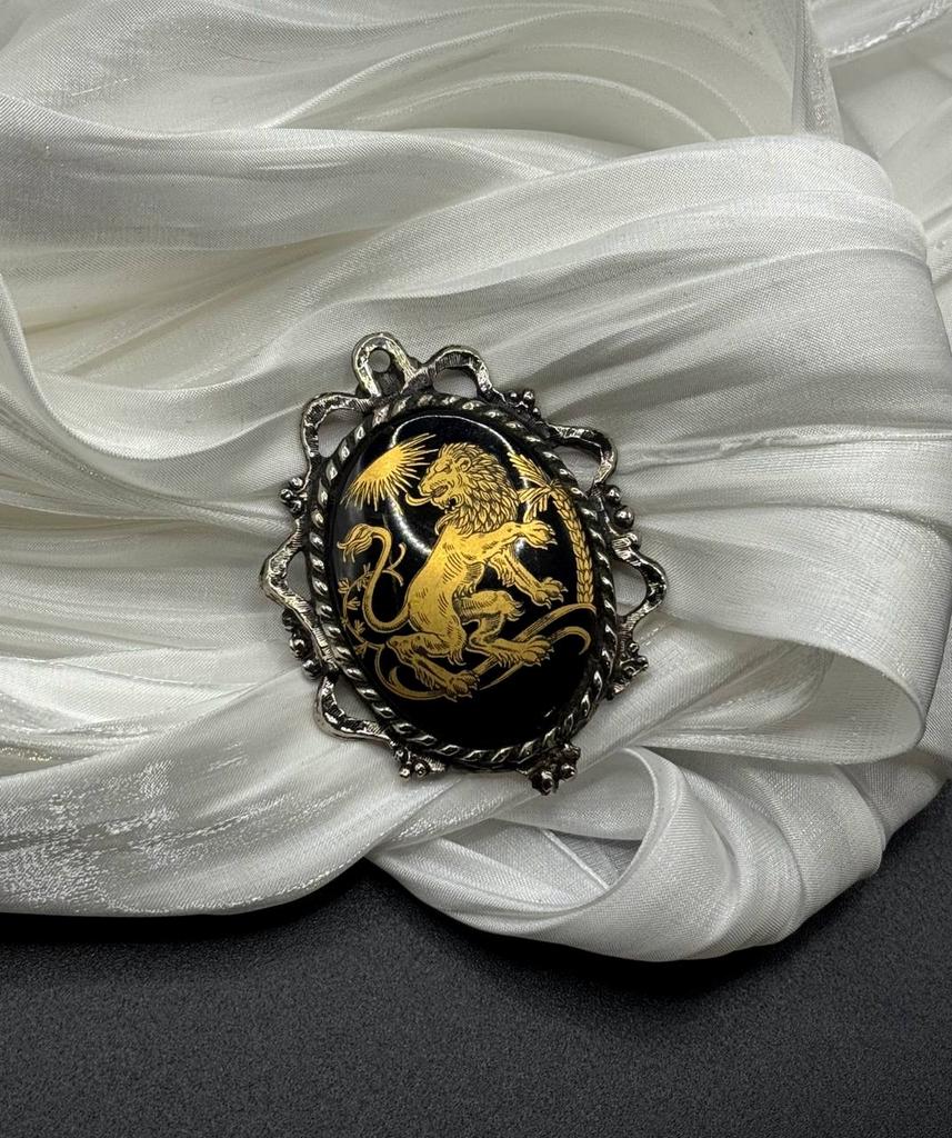 Винтажный кулон «Искушение в искуплении» Шотландия 60е