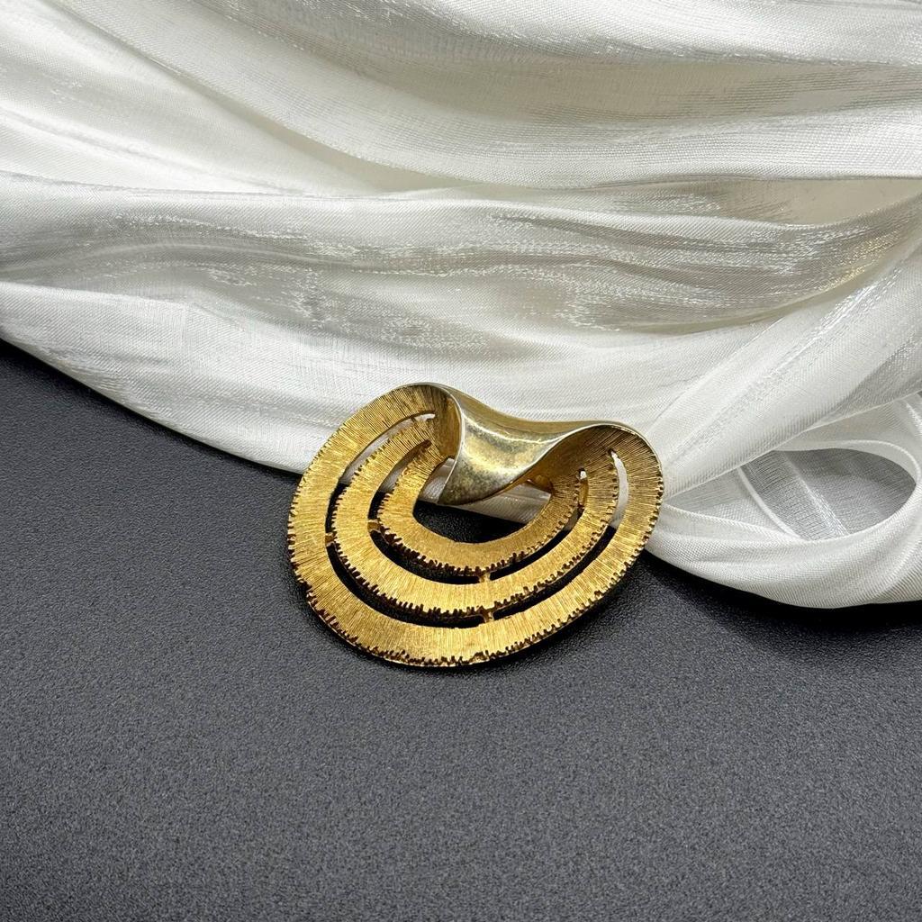 Винтажная брошь "Привилегия благородства", JJC, США, 70е