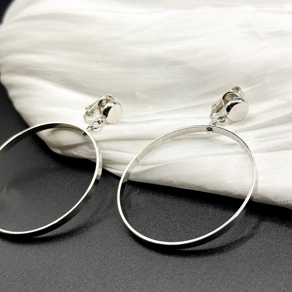 Винтажные клипсы "Лунные тезисы", Trifari, США, 70е