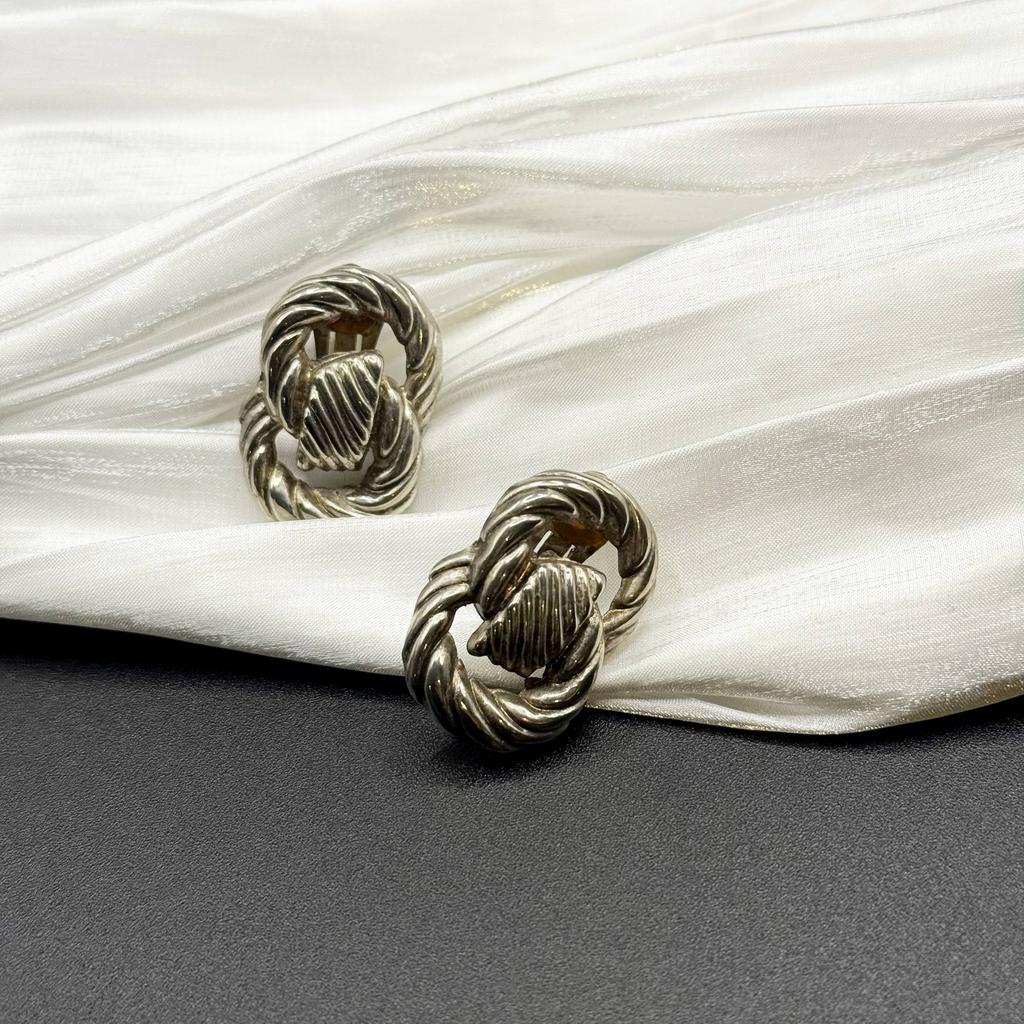 Винтажные клипсы "Видимая парадоксальность", США, 70е