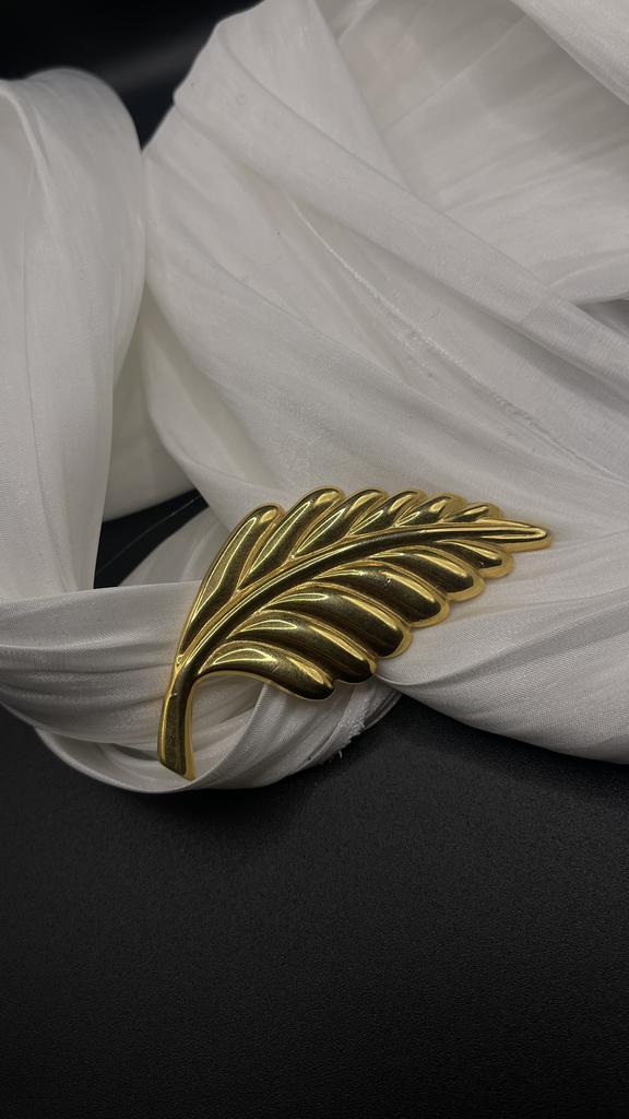 Винтажная брошь «Осенний марафон»