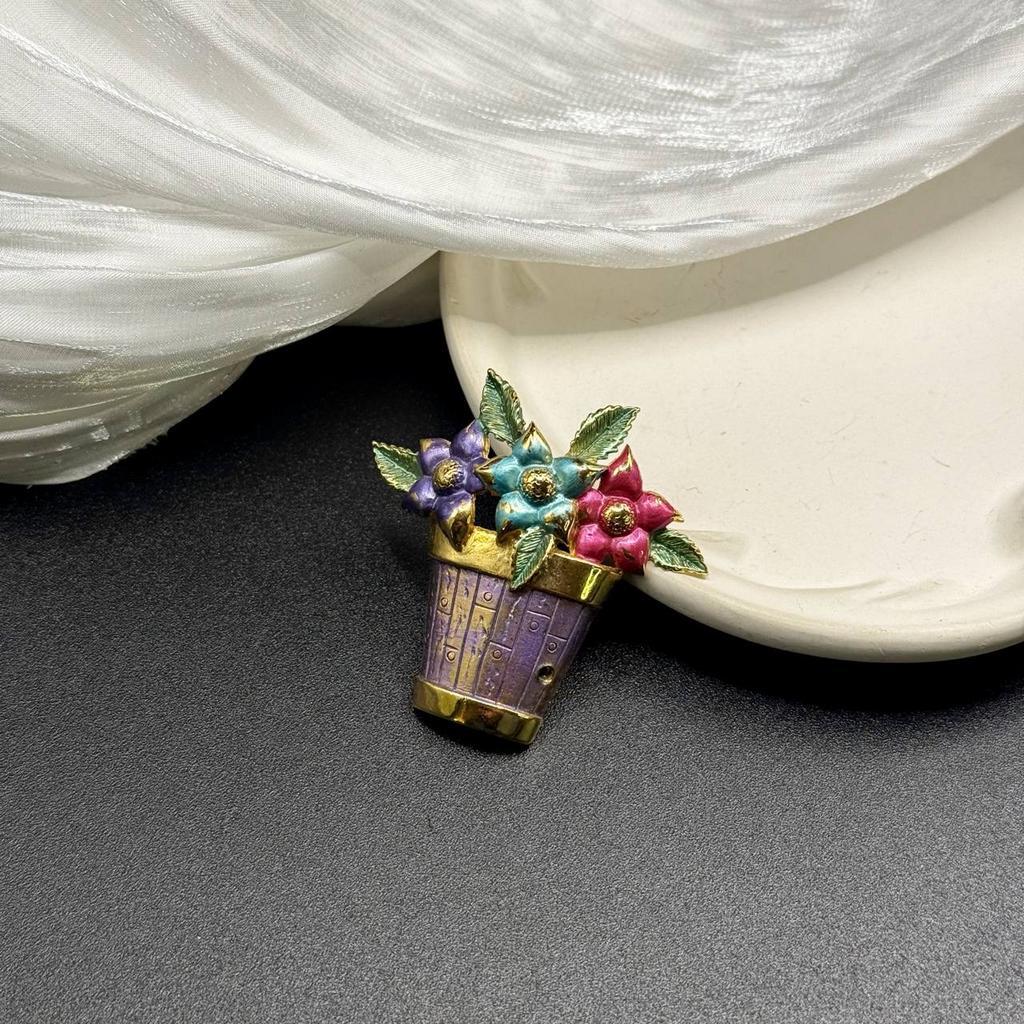 Винтажная брошь «Цветочный калейдоскоп» AS, 80е