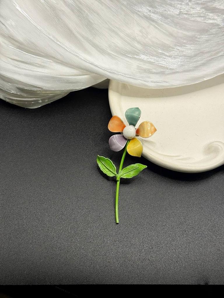 Винтажная брошь «Цветик-пятицветик» 70е