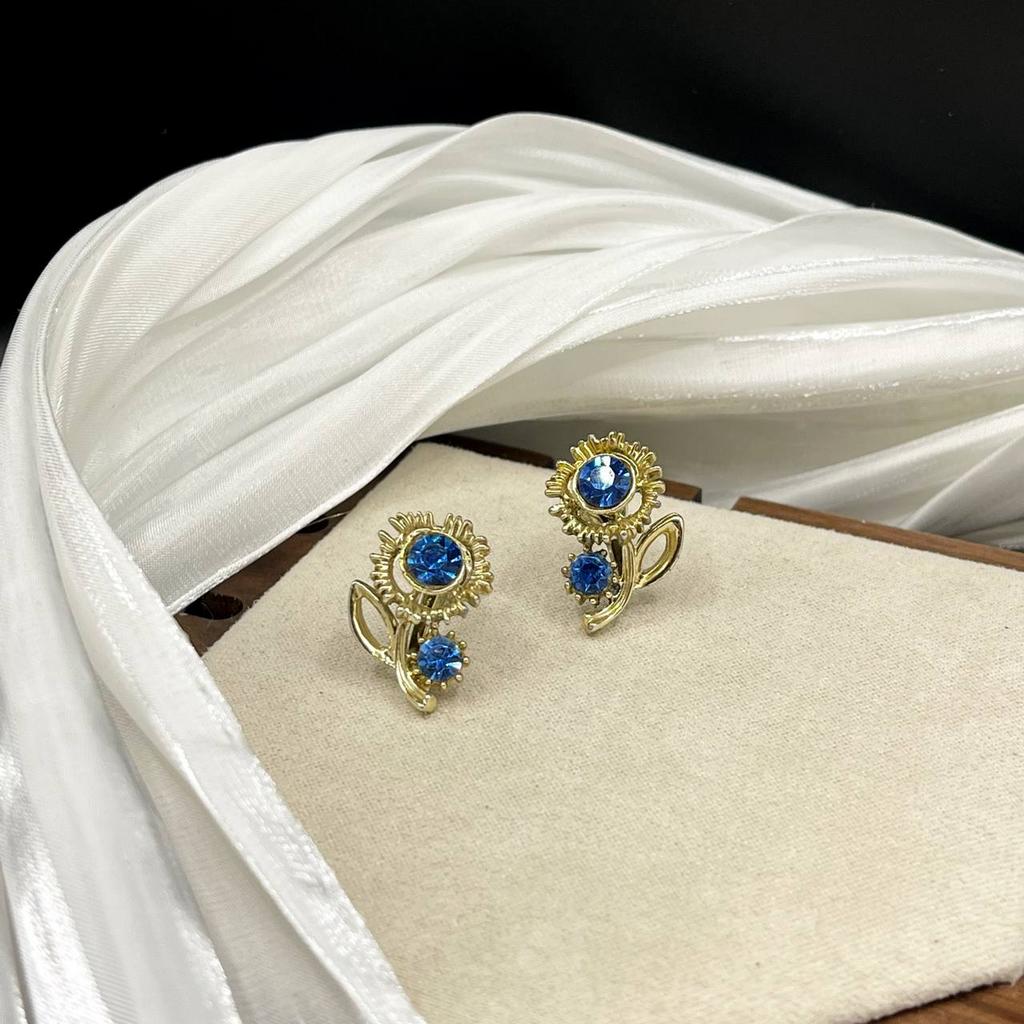 Винтажные клипсы «Василек», США, 80-90