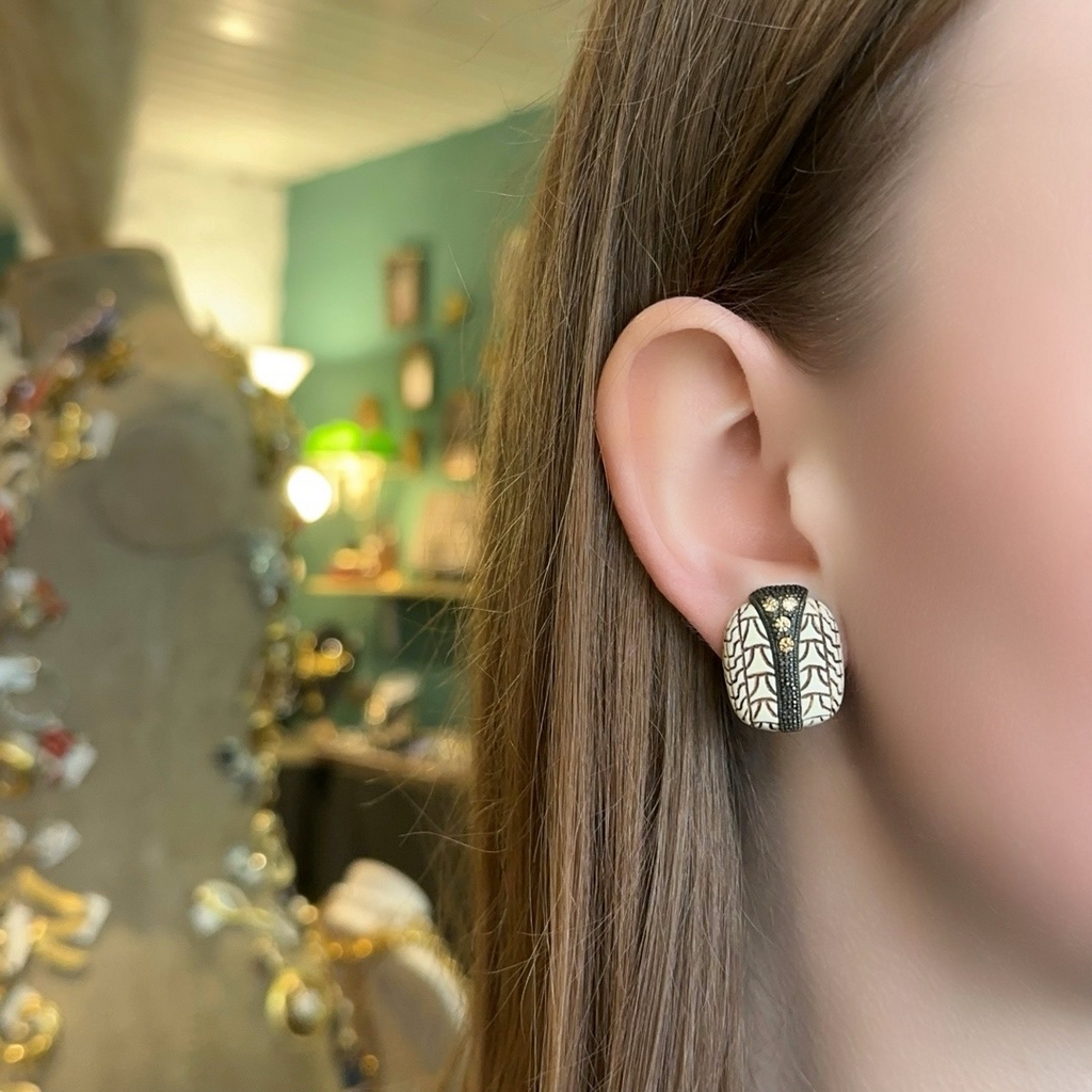 Винтажные клипсы «Motif», США, 80-90е