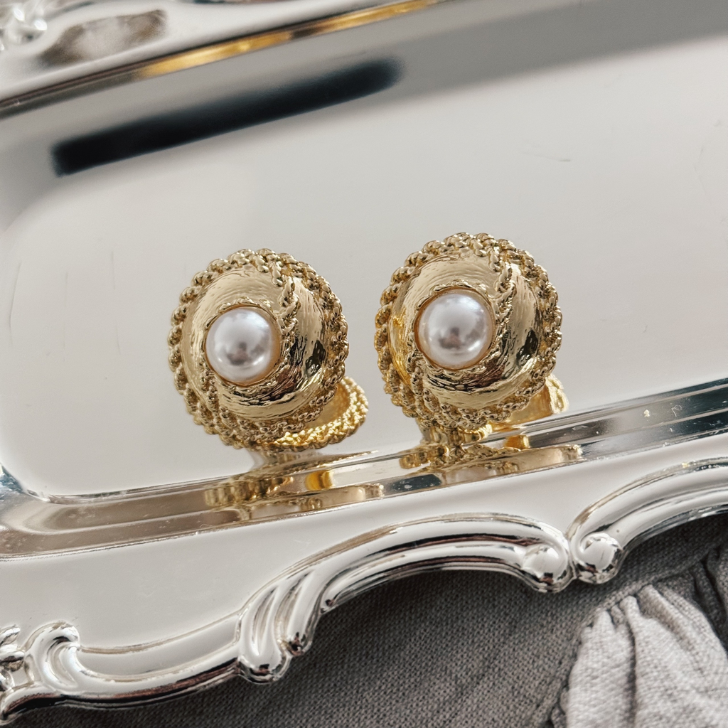 Серьги “Mesmerising pearls”