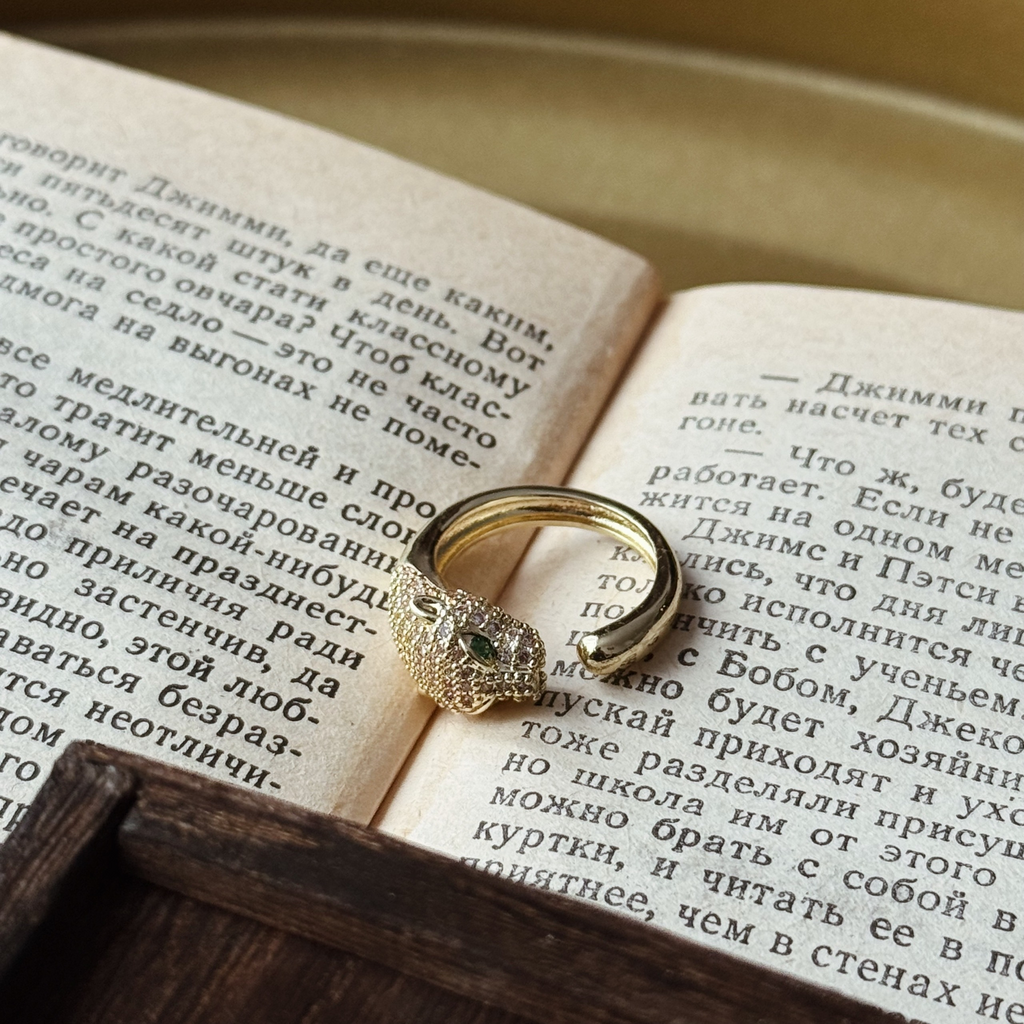 Кольцо “Elegance of a feline”