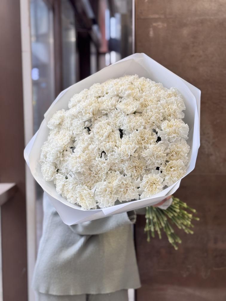 Цветы Марселя из Белой Гвоздики №232