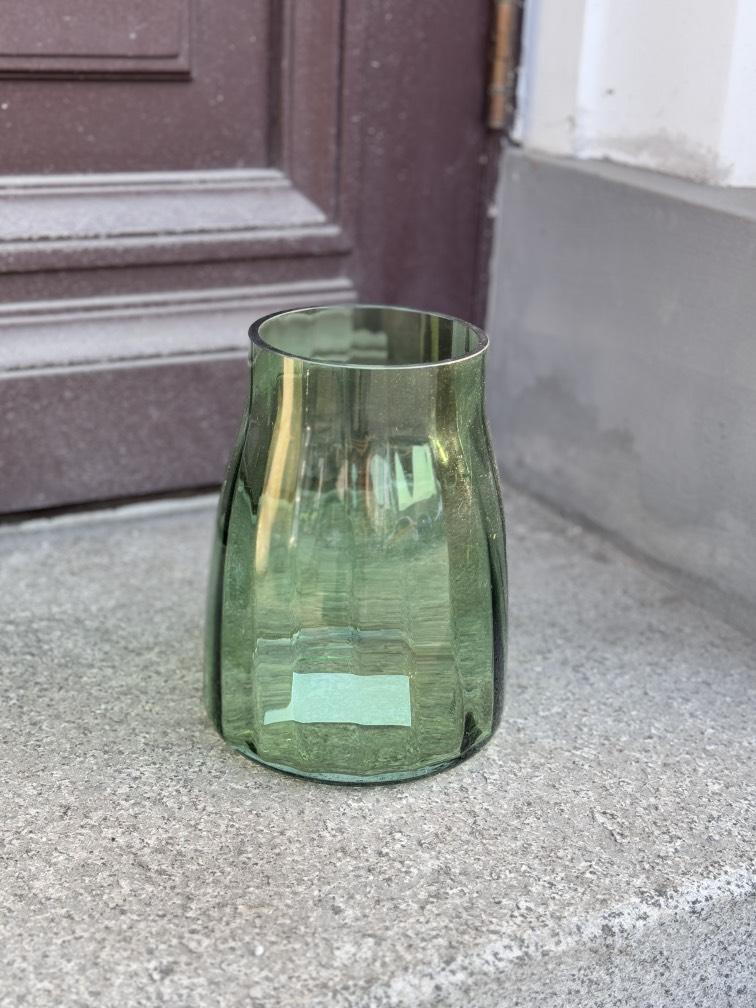 Ваза зеленое стекло 15*21 см №249