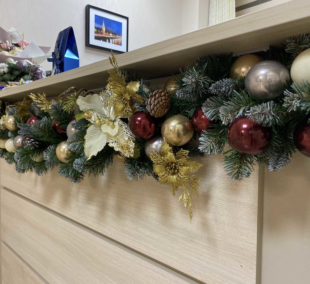 гирлянда бежевая