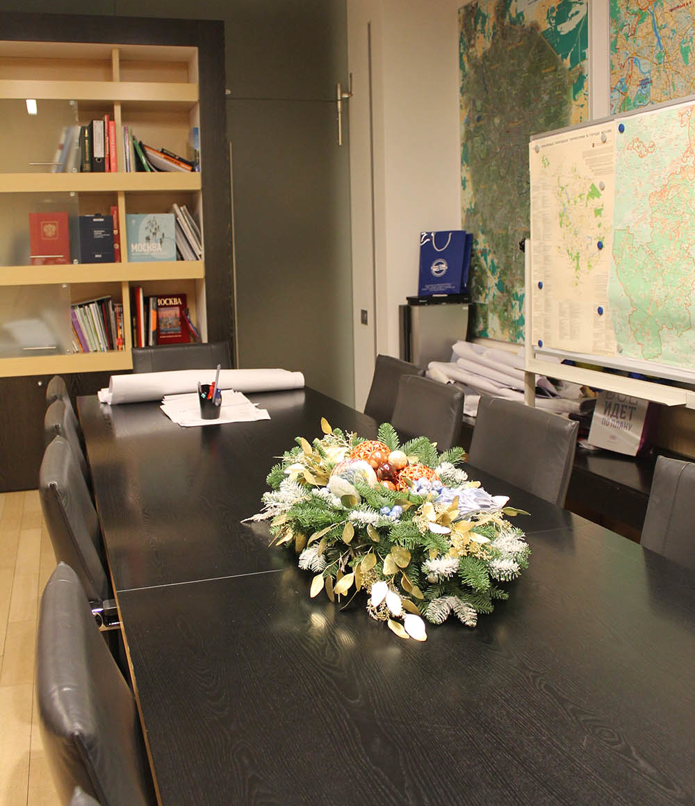 на стол переговоров 3