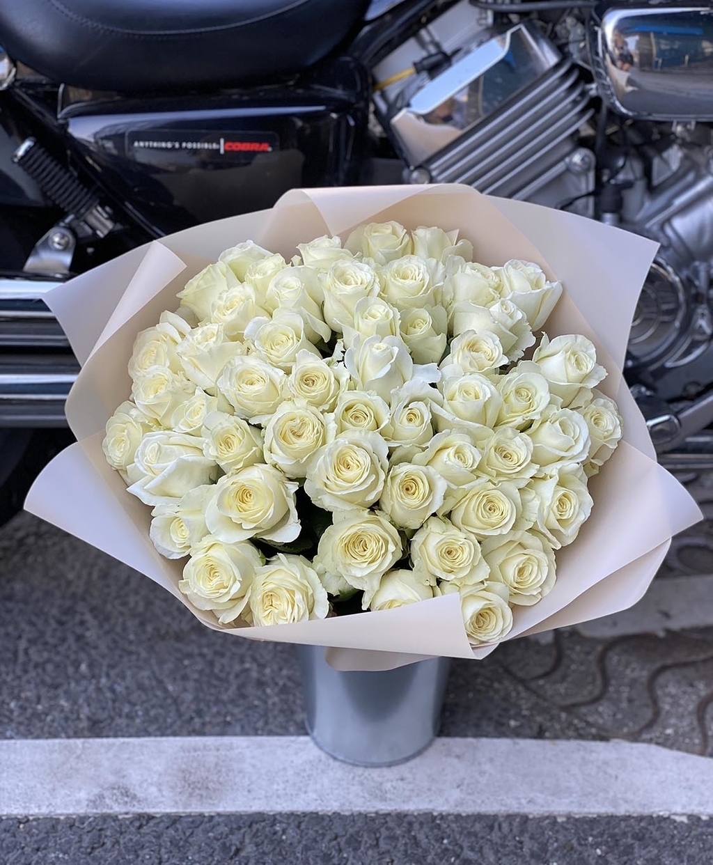 Роза Ивана 49 шт №425