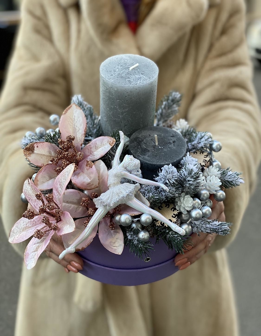 Новогодняя композиция в шляпной коробке (Арт.446)