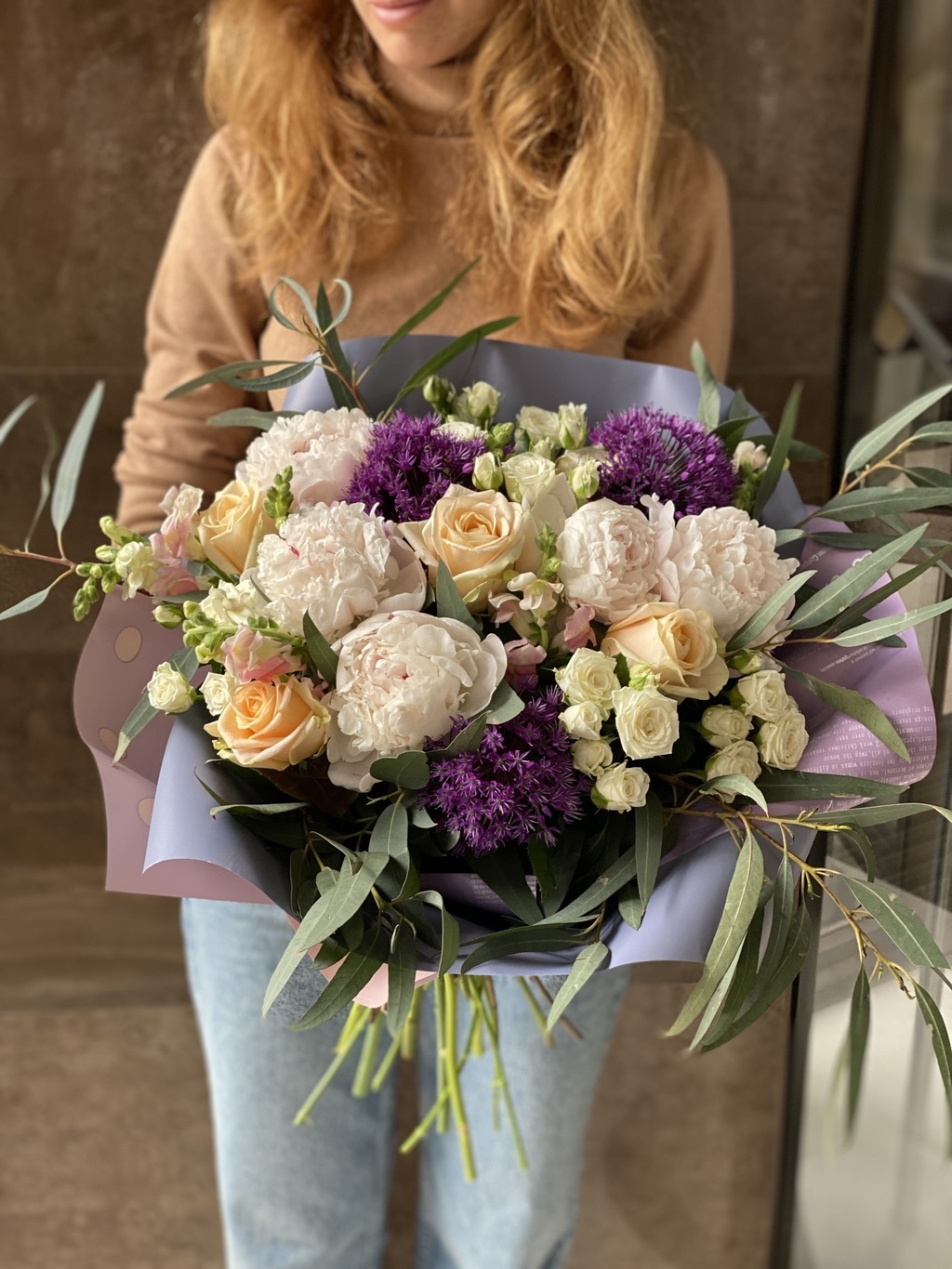 Кремовые пионы №634