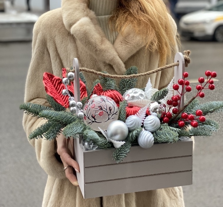 Новогодняя композиция Московские Снегири №714