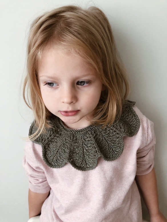 Описание - Воротник Flower