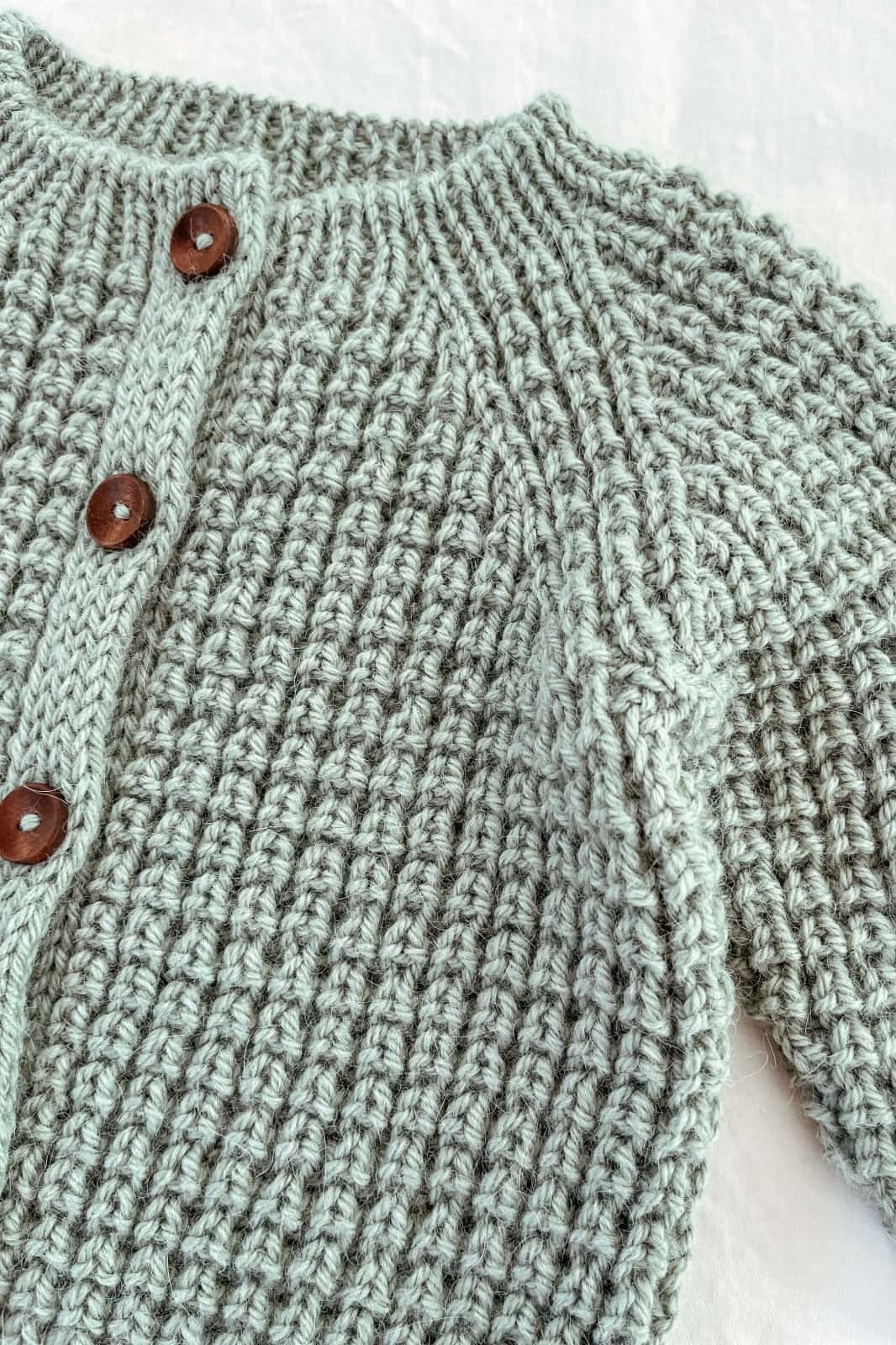 Сравнение узора Wave mini с классической полупатентной резинкой