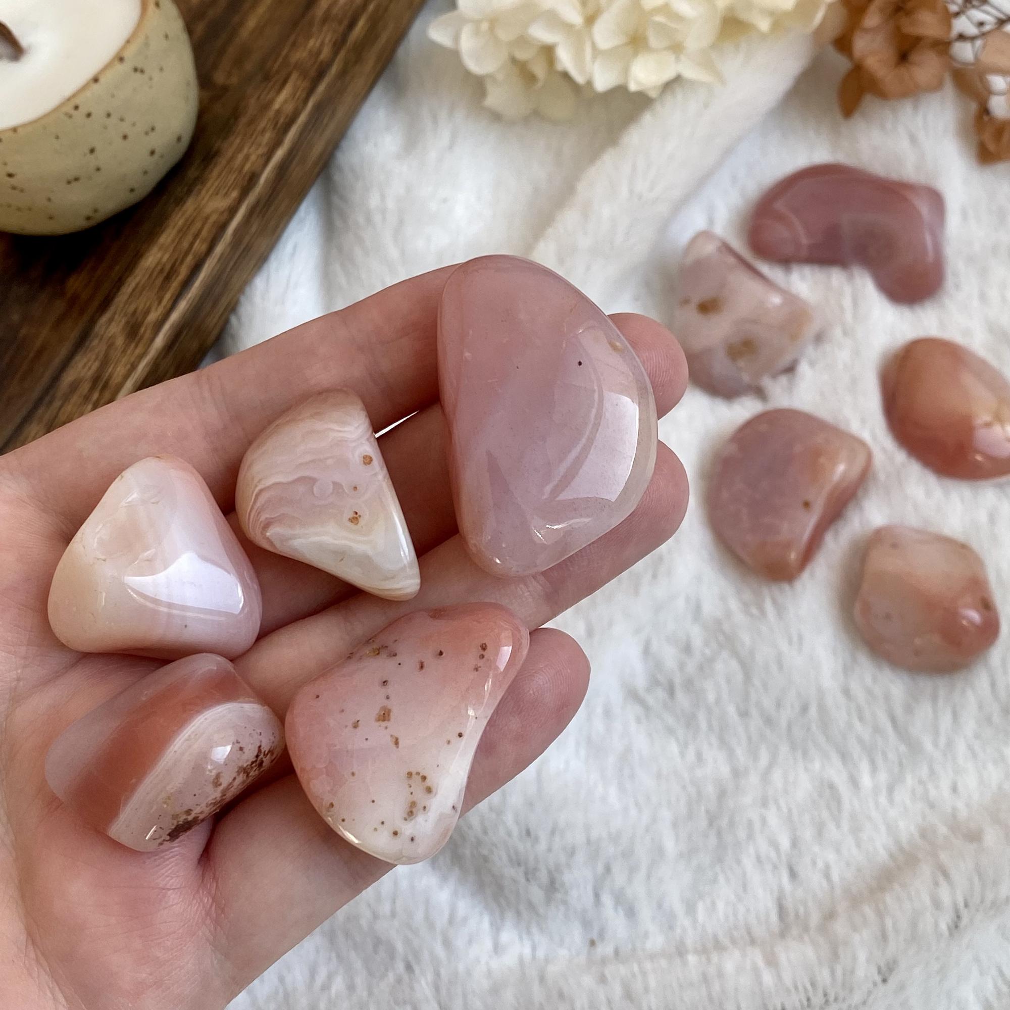 Галтовка розового агата