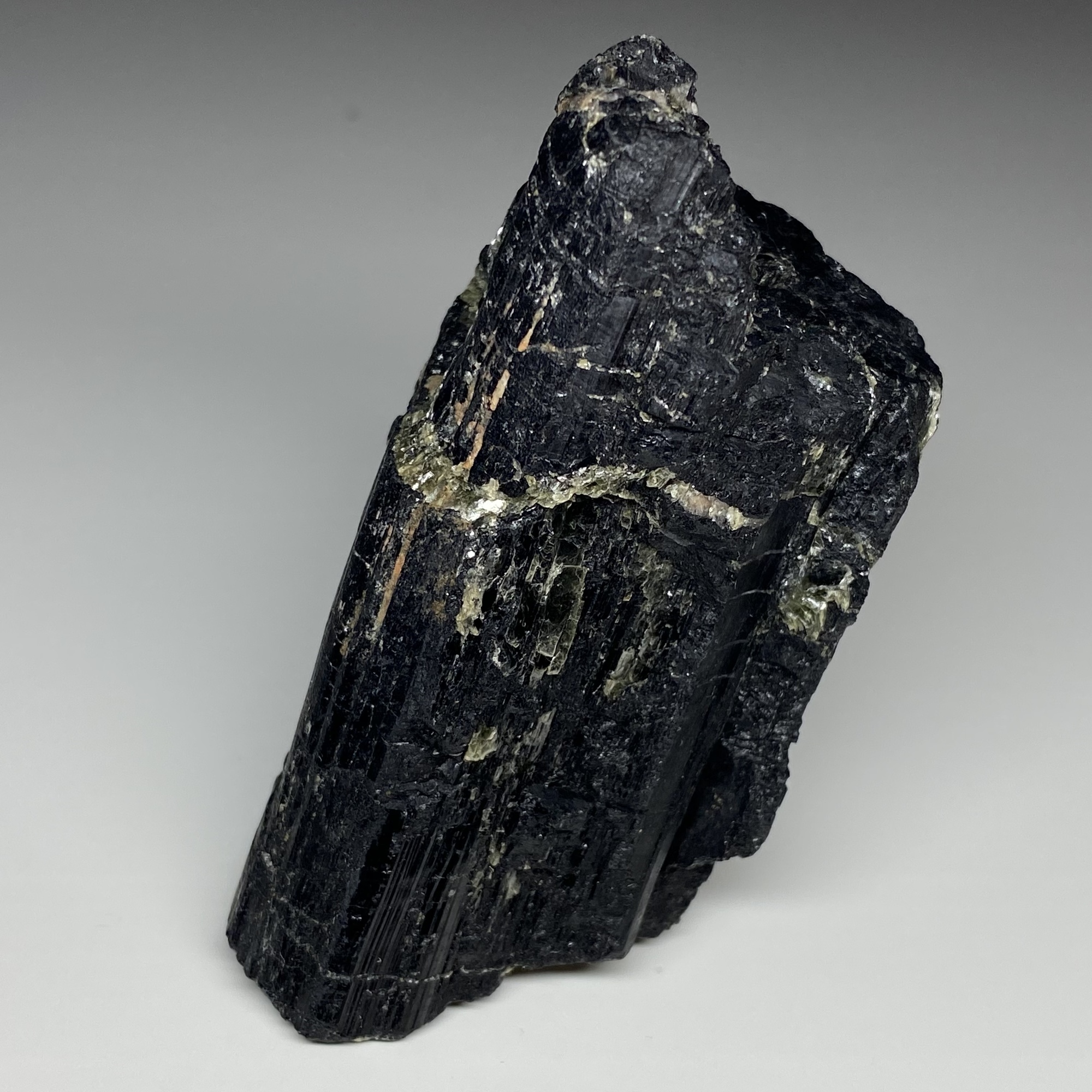 Турмалин-шерл