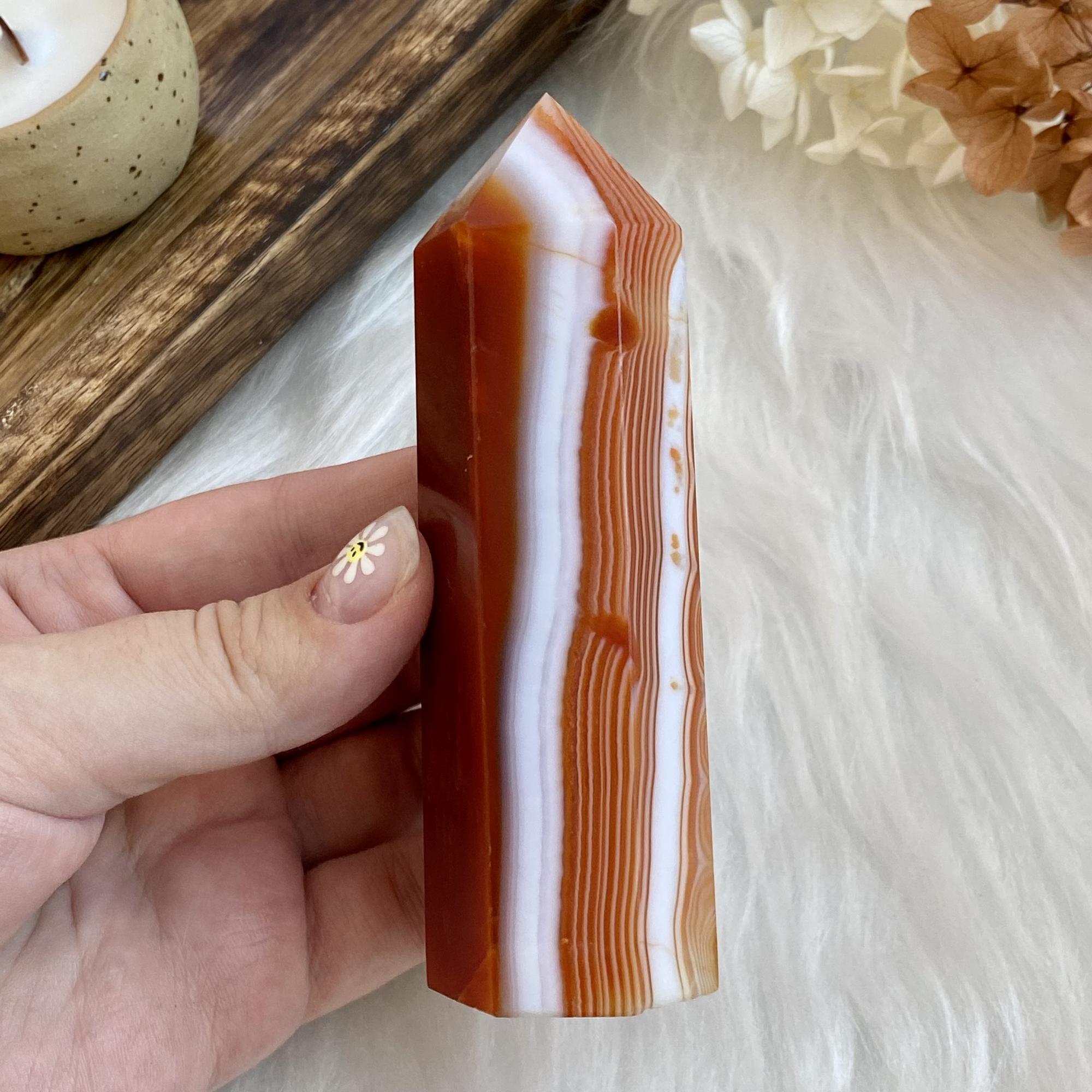 Кристалл из сердоликового агата (L)