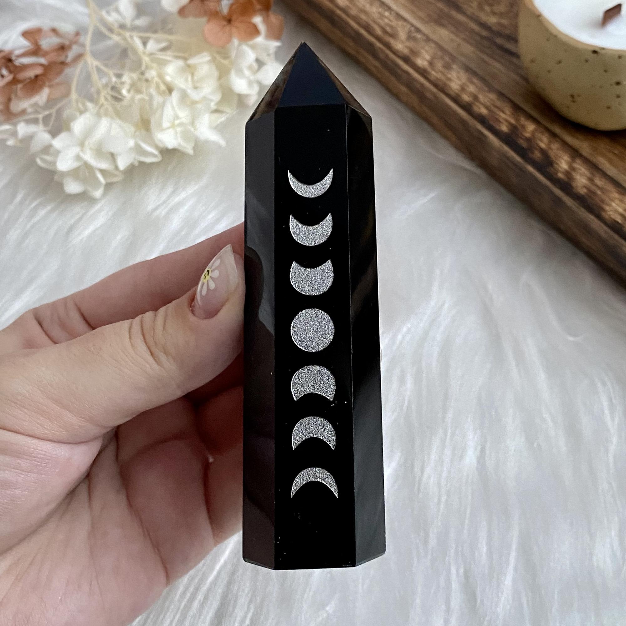 Кристалл из чёрного обсидиана с лунным циклом (L)