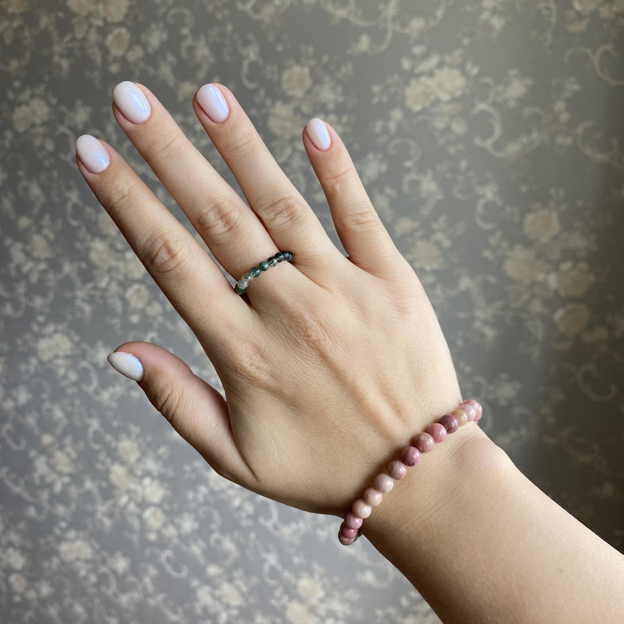 Браслет из родонита