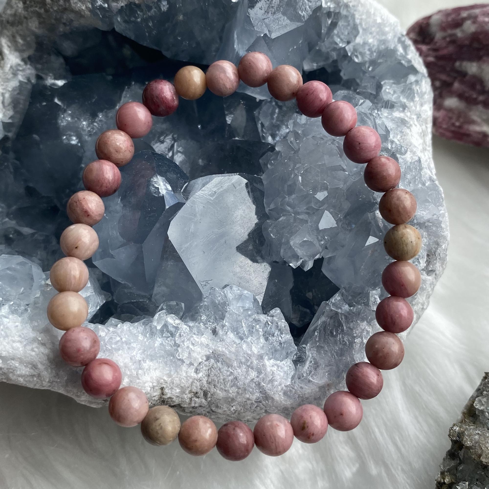 Браслет из родонита